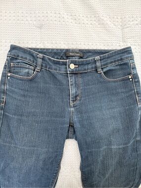 White House Black Market Skinny Jeans in Blue Wash
